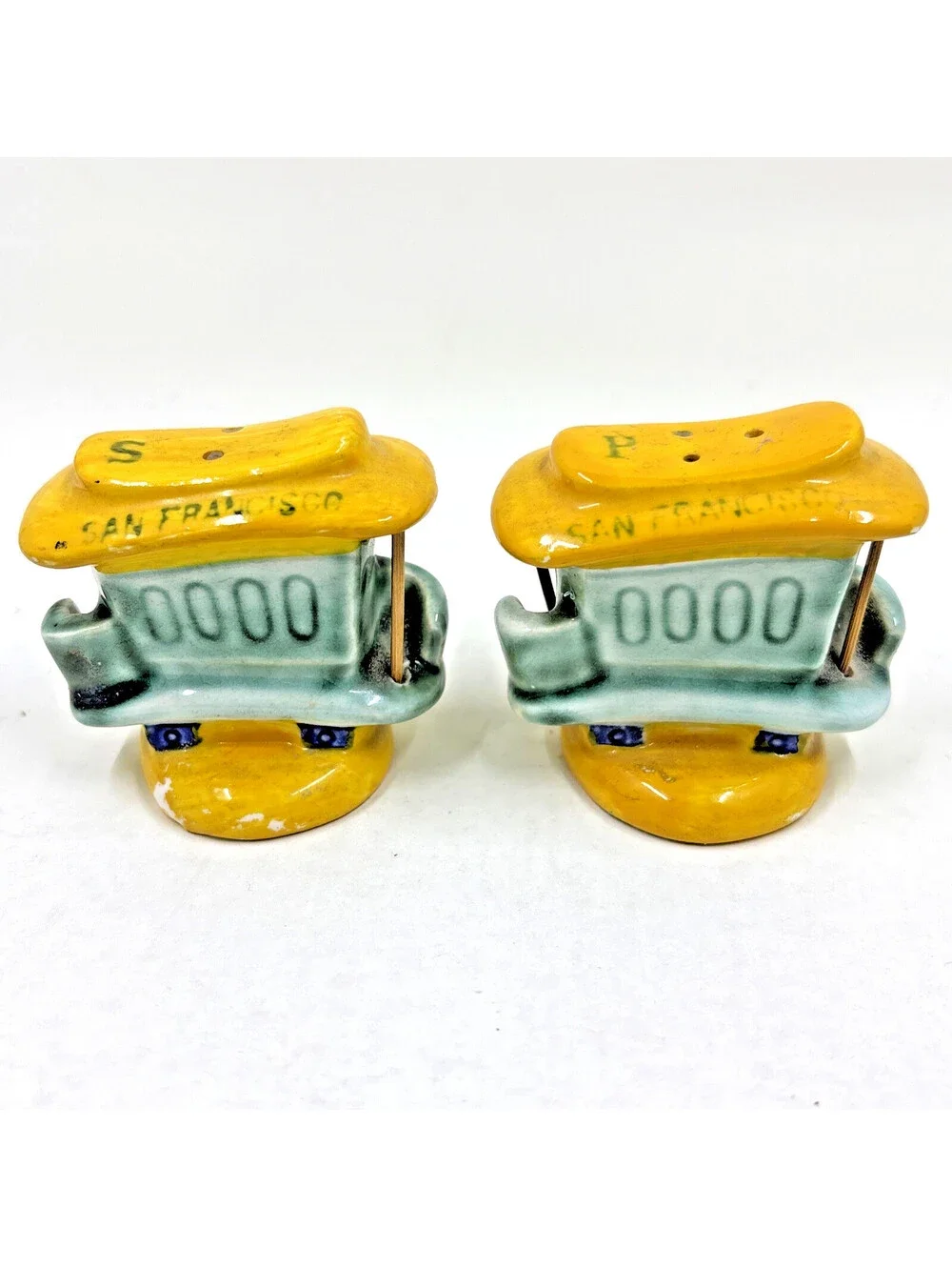 Vintage San Francisco Trolley, Cable Car Salt & Pepper Shakers, Yellow & Green